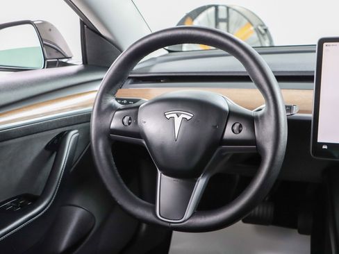 Used 2022 Tesla Model 3 Long Range AWD/4WD image 12