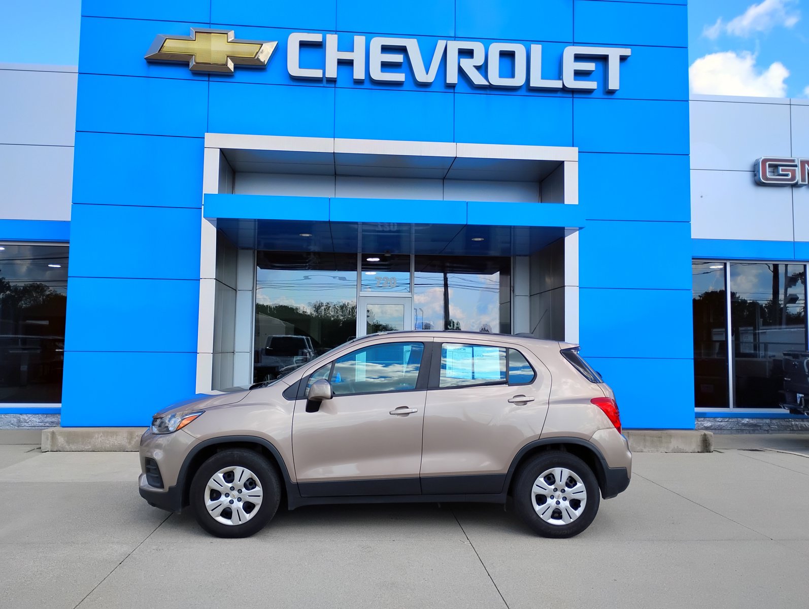 Used 2018 Chevrolet Trax LS FWD image 10