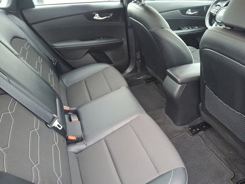 Used 2022 Kia Forte GT-Line image 15