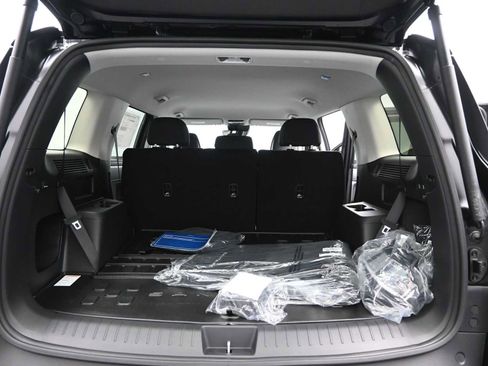 New 2026 Hyundai Santa Fe SE image 13