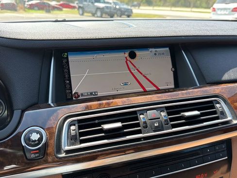 Used 2015 BMW 740Li image 20