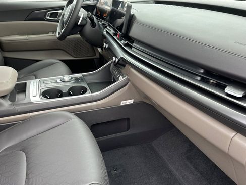 New 2026 Kia Carnival LXS image 17