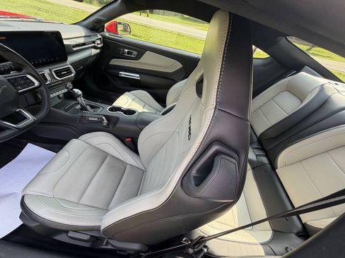Used 2024 Ford Mustang Premium w/ 2.3L High Performance Package RWD image 30