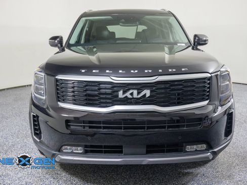 Used 2022 Kia Telluride SX w/ SX Prestige Package AWD/4WD image 2