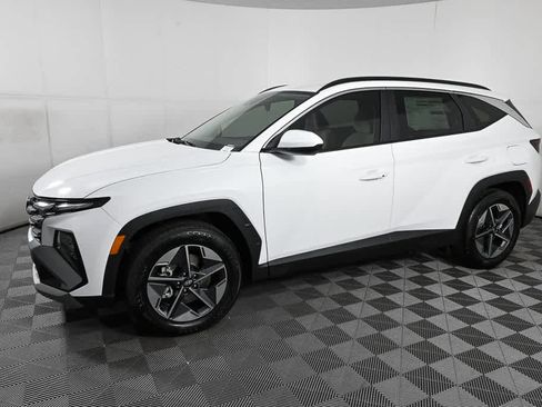 New 2026 Hyundai Tucson SEL image 2