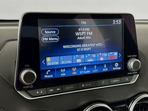 Used 2024 Nissan Sentra SV FWD image 7