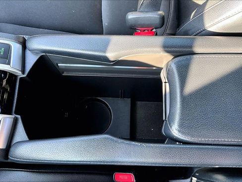 Used 2021 Honda Civic Sport image 33