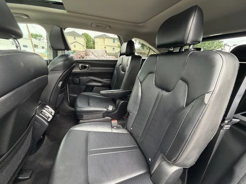 Used 2024 Kia Sorento X-Line EX AWD/4WD image 19