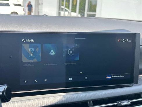 New 2025 Hyundai Santa Cruz SE image 9