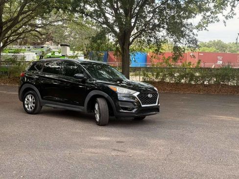 Used 2019 Hyundai Tucson Value FWD image 3
