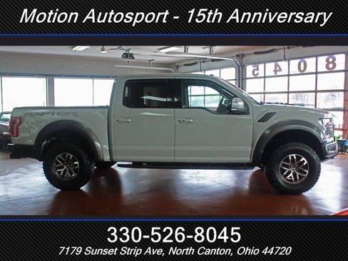Used 2017 Ford F150 Raptor w/ Equipment Group 802A Luxury image 13
