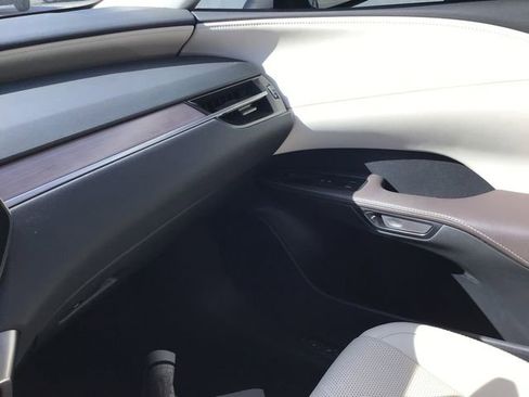 Used 2024 Lexus RX 350 Premium Plus w/ Convenience Package FWD image 32