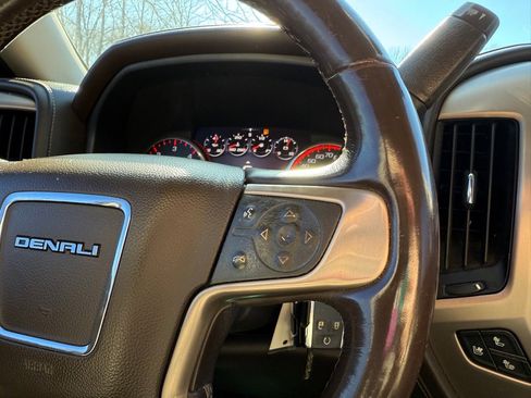 Used 2016 GMC Sierra 1500 Denali w/ Enhanced Driver Alert Package image 18