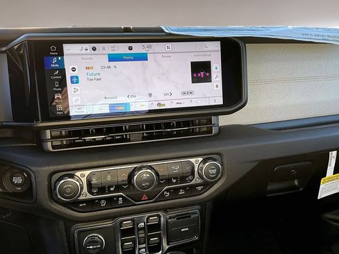 New 2025 Jeep Gladiator Sport AWD/4WD image 6