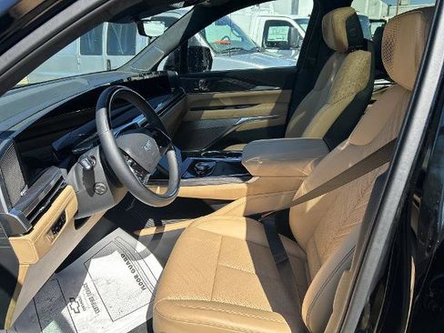 New 2025 Cadillac Escalade IQ Luxury 2 AWD/4WD image 10