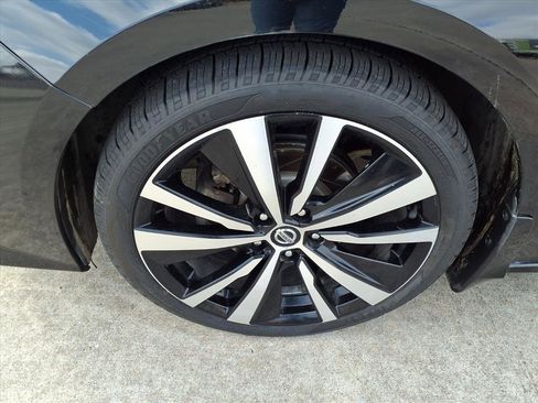 Used 2020 Nissan Altima 2.5 Platinum image 21