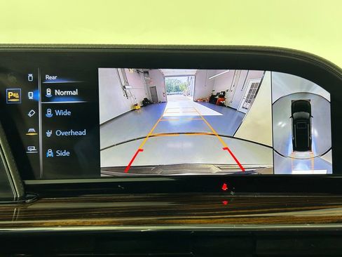 Used 2022 Cadillac Escalade ESV Premium Luxury image 23