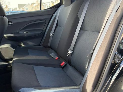 Used 2023 Nissan Versa SV image 14