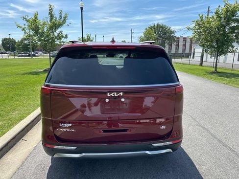 Used 2023 Kia Carnival SX Prestige FWD image 18