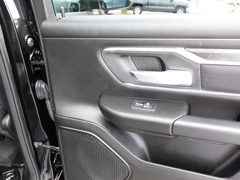 Used 2023 RAM 1500 Big Horn AWD/4WD image 30