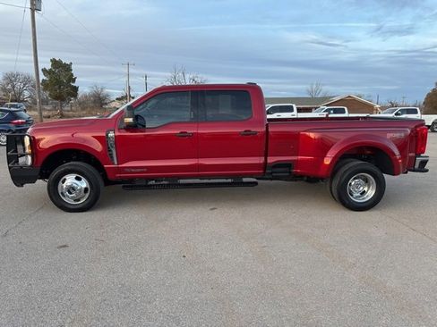 Used 2024 Ford F350 XLT w/ FX4 Off-Road Package image 4