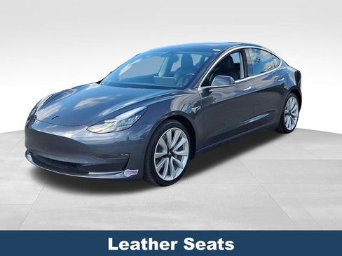 Used 2018 Tesla Model 3 Long Range AWD/4WD image 4