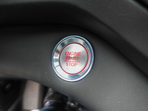 Certified 2025 Acura RDX w/ Technology Package image 18