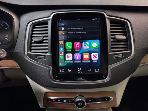 Used 2021 Volvo XC90 T6 Momentum w/ Climate Package image 26