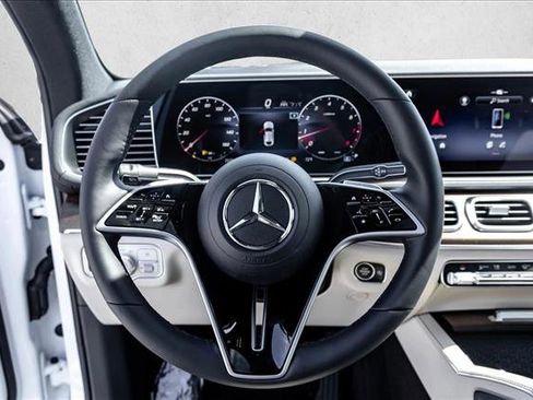New 2026 Mercedes-Benz GLE 450 4MATIC Coupe image 13