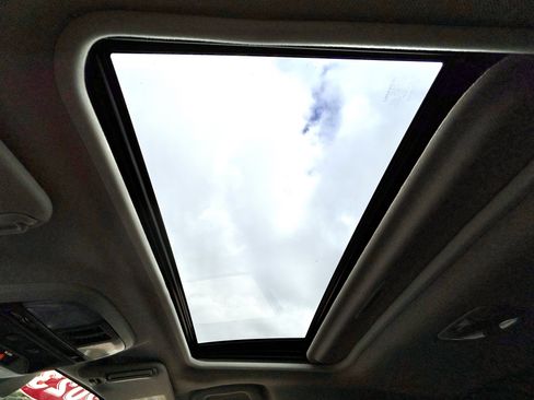 Used 2023 Subaru Crosstrek 2.5i Limited image 35