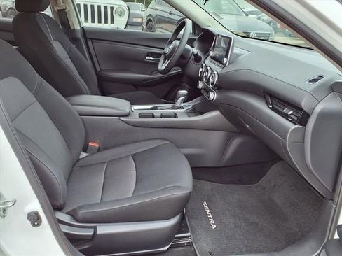 Used 2023 Nissan Sentra SV FWD image 18