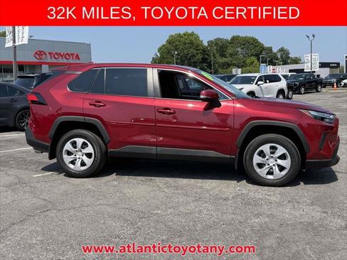 Certified 2023 Toyota RAV4 LE AWD/4WD image 9