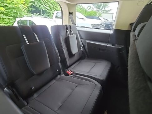 Used 2015 Ford Flex SE FWD image 18