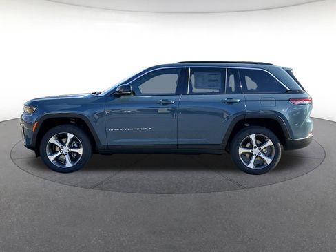 New 2026 Jeep Grand Cherokee Limited image 2
