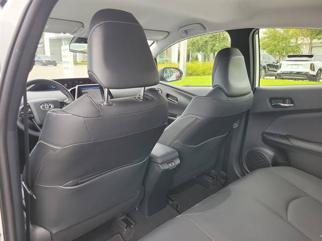 Used 2021 Toyota Prius Prime XLE w/ Carpet Mat Package (TMS) FWD image 8