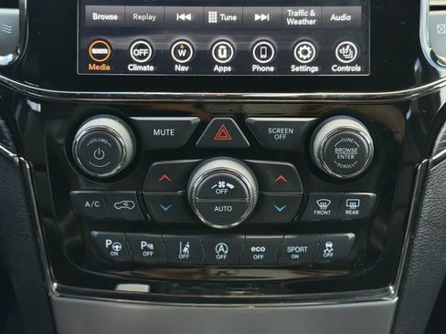 Used 2020 Jeep Grand Cherokee High Altitude image 33