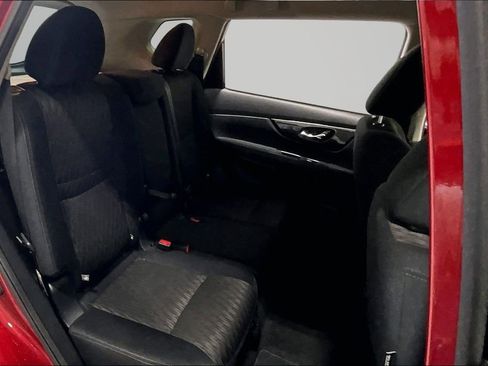 Used 2020 Nissan Rogue S AWD/4WD image 25