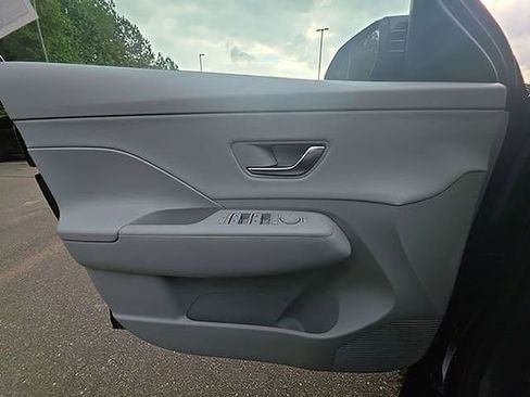 New 2026 Hyundai Kona SEL Premium image 38