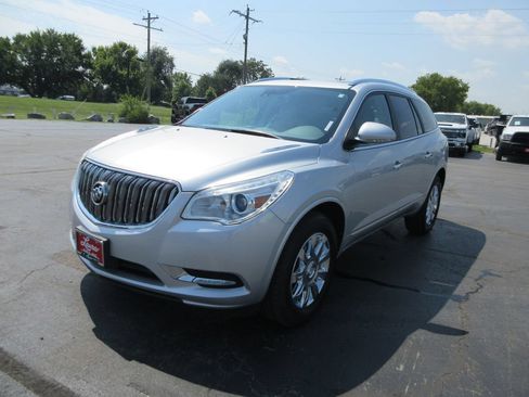 Certified 2017 Buick Enclave Leather FWD image 11