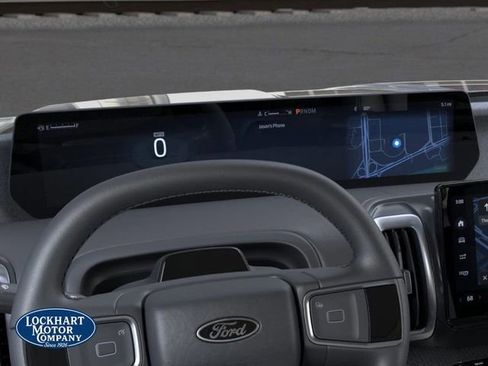 New 2026 Ford Expedition Platinum image 13