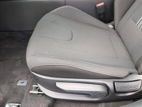 New 2026 Hyundai Elantra Sport FWD image 4