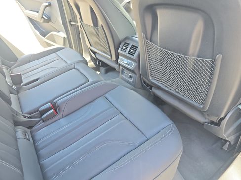 Used 2023 Audi Q5 e Premium Plus w/ Premium Plus Package AWD/4WD image 11