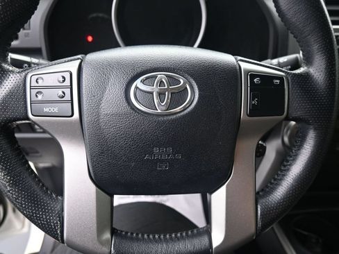 Used 2011 Toyota 4Runner Limited AWD/4WD image 16
