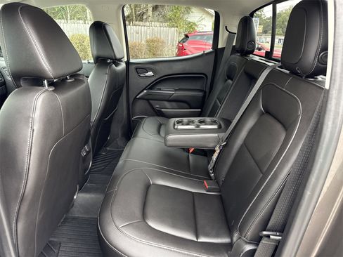 Used 2019 GMC Canyon SLT w/ Trailering Package image 9