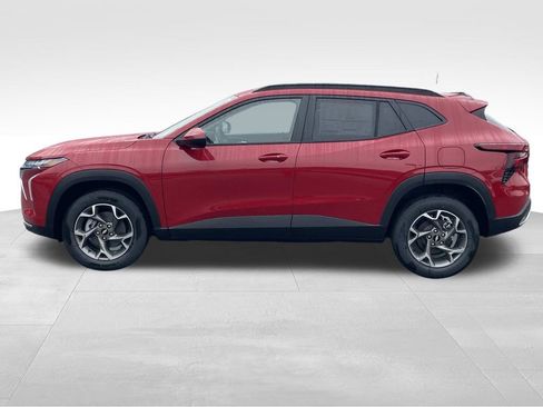 New 2026 Chevrolet Trax LT w/ Driver Confidence Package image 6