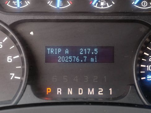 Used 2013 Ford F150 STX w/ Mid Equipment Group image 18