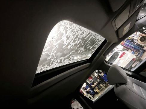 Used 2018 Honda CR-V EX image 13