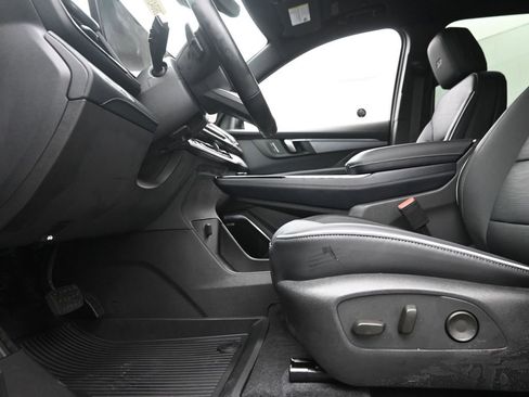 New 2026 Buick Enclave Sport Touring image 18