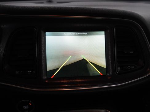 Used 2018 Dodge Challenger GT w/ Driver Convenience Group image 17