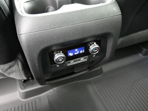 New 2026 GMC Acadia Denali Ultimate w/ LPO, Floor Liner Package image 22